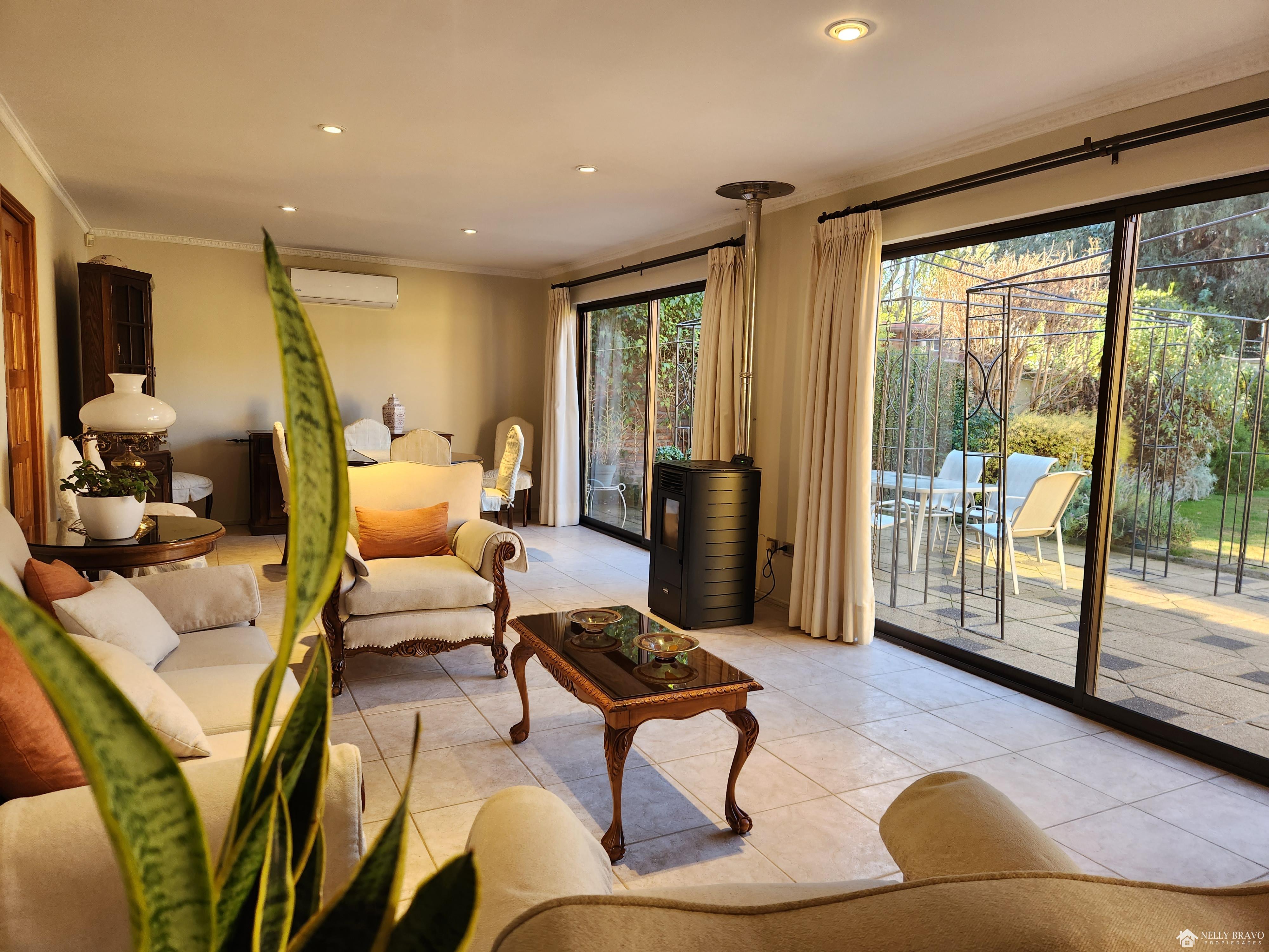 Se vende linda casa en Santa Aurora, Machali