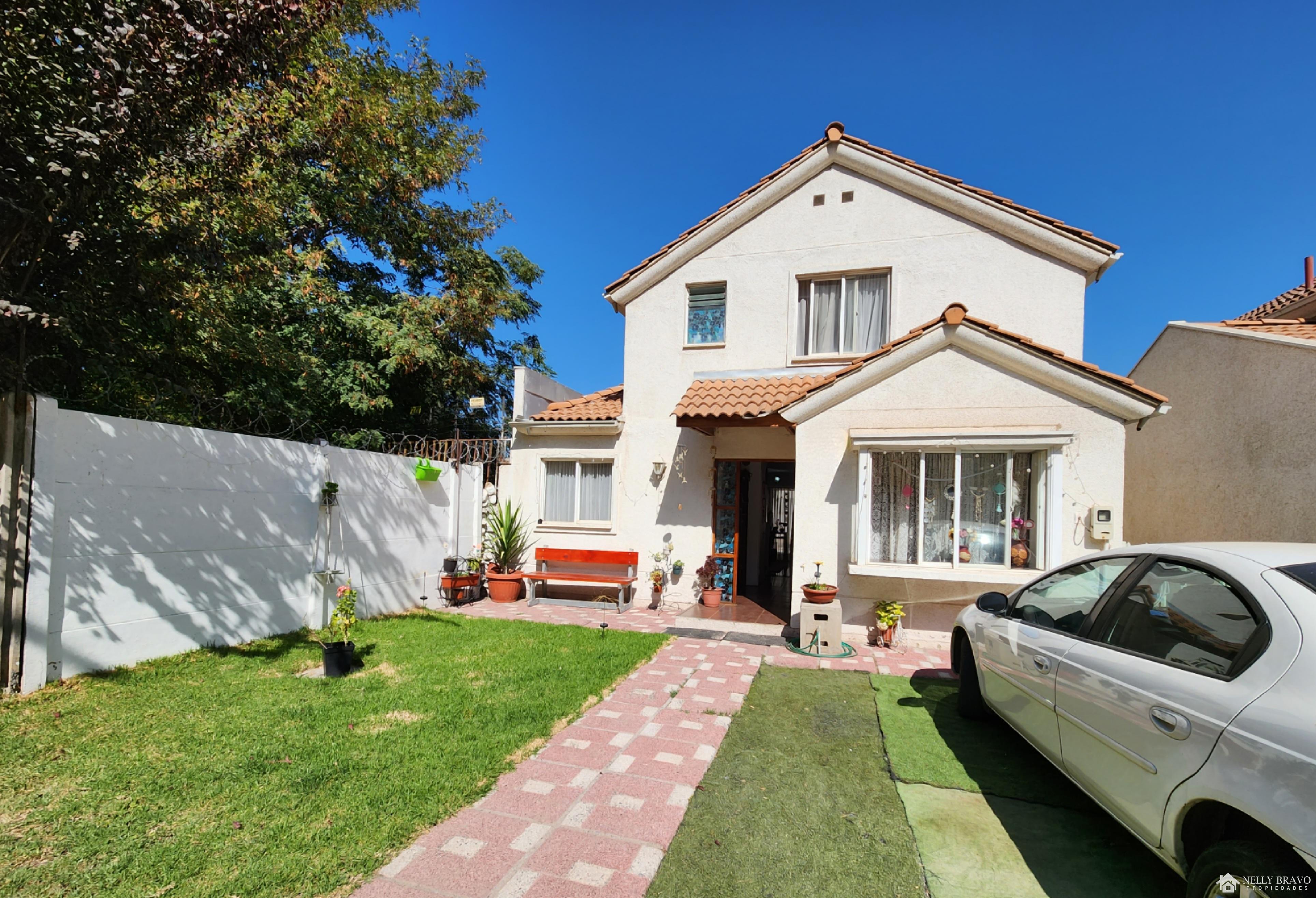 Se vende casa en Condominio Cumbres de Nos, San Bernardo