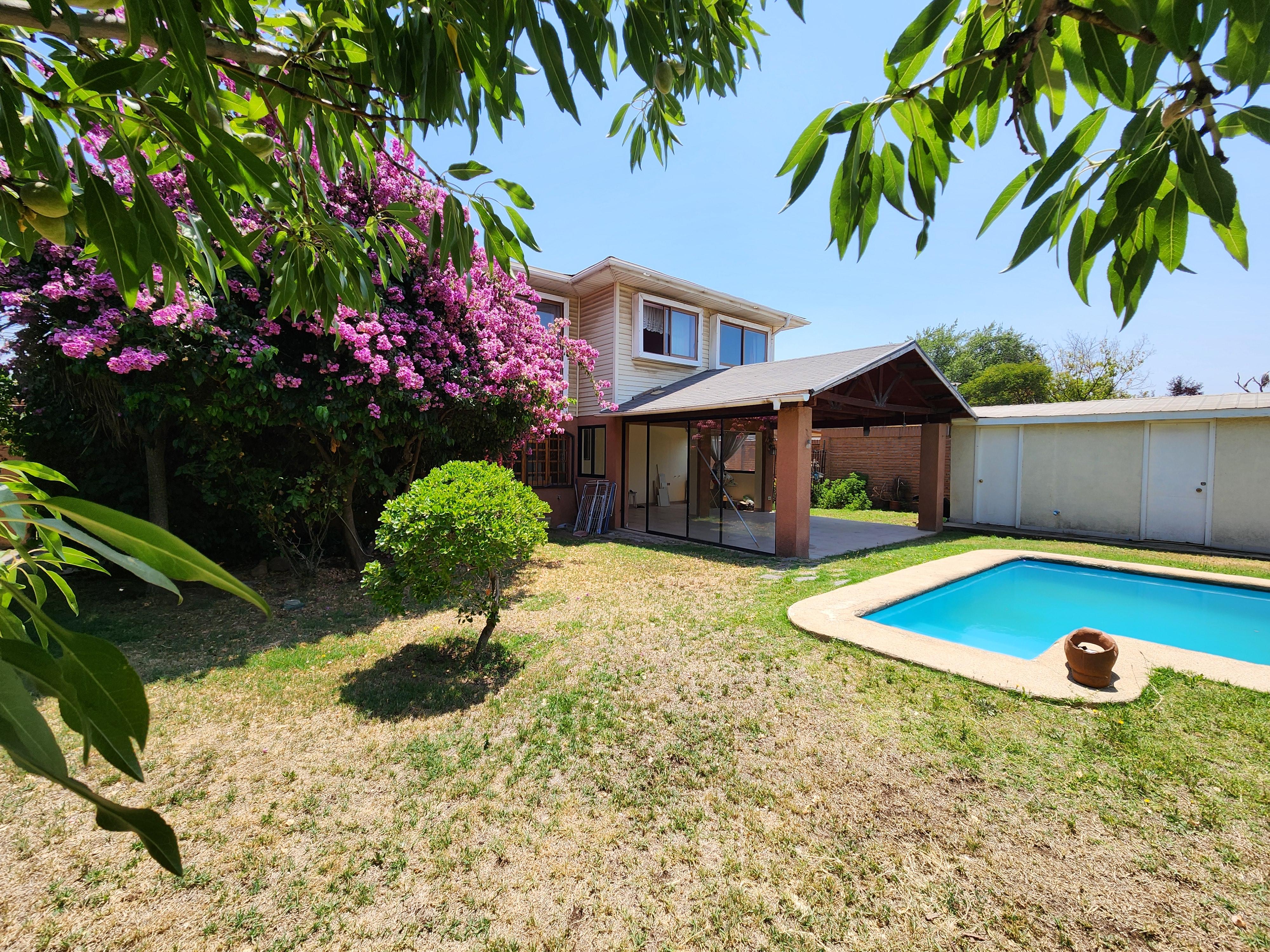 Se vende hermosa casa en Villa Brasilia, lado Villa Triana, Rancagua