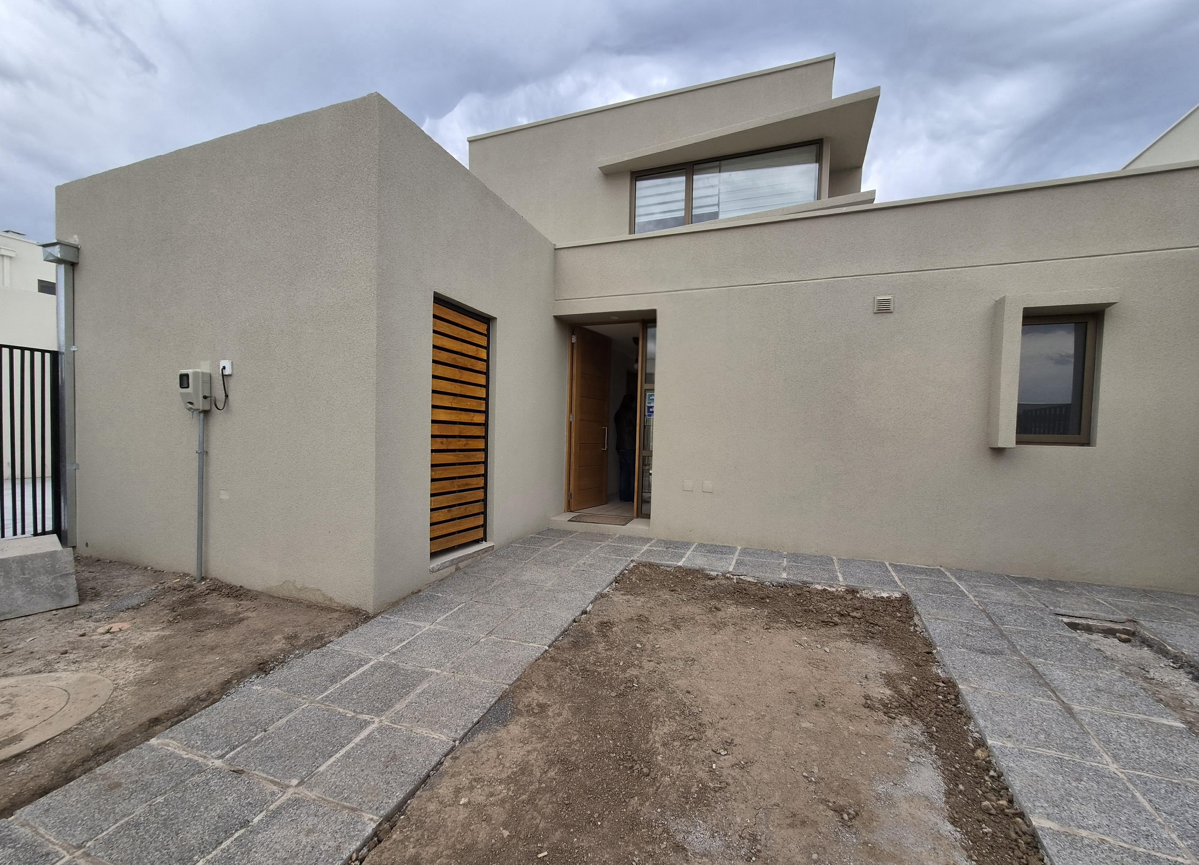 Se arrienda casa Nueva en El Remanso Machali