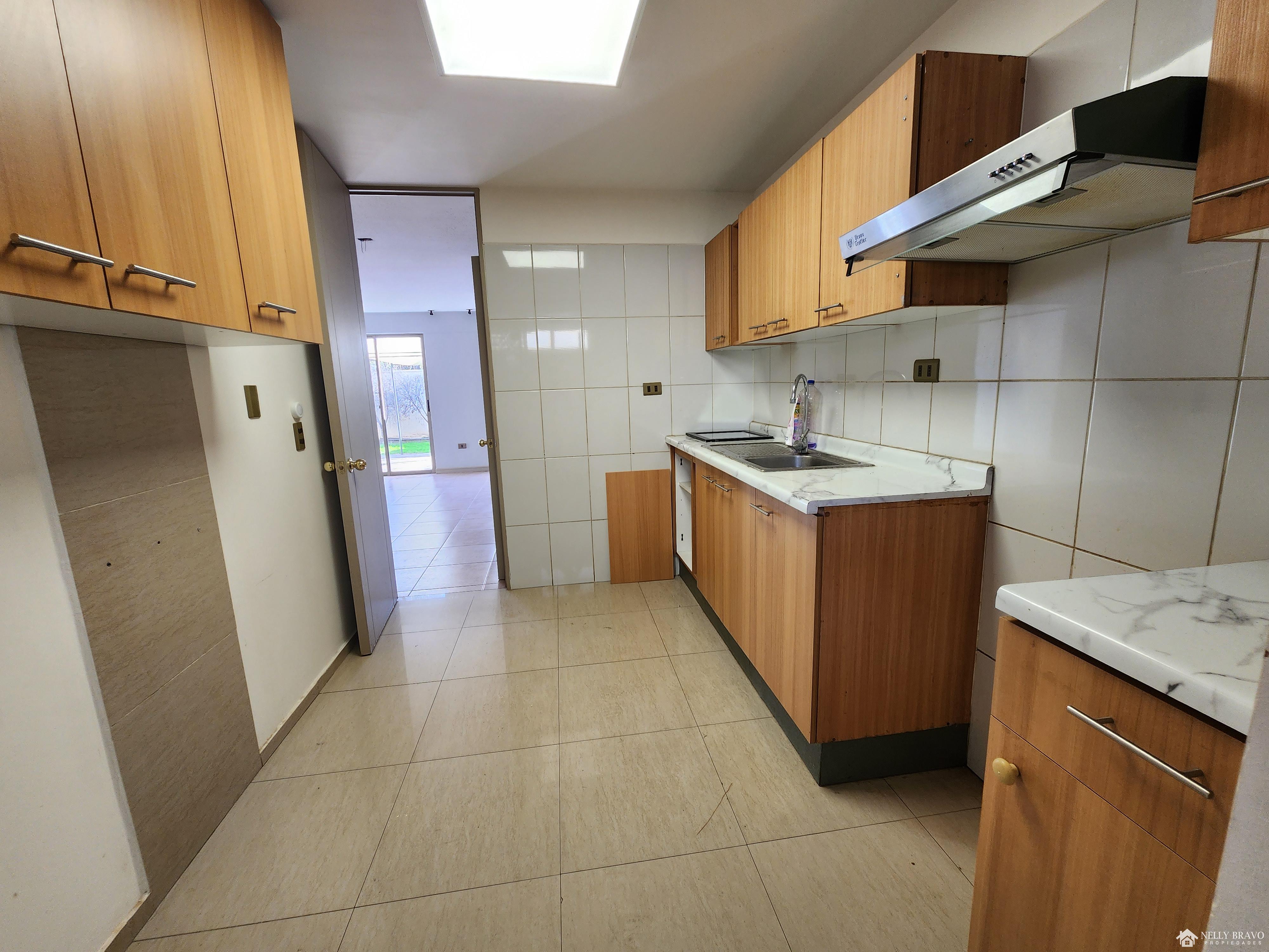 Hermosa casa en venta sector Plaza Las Rosas, Machali